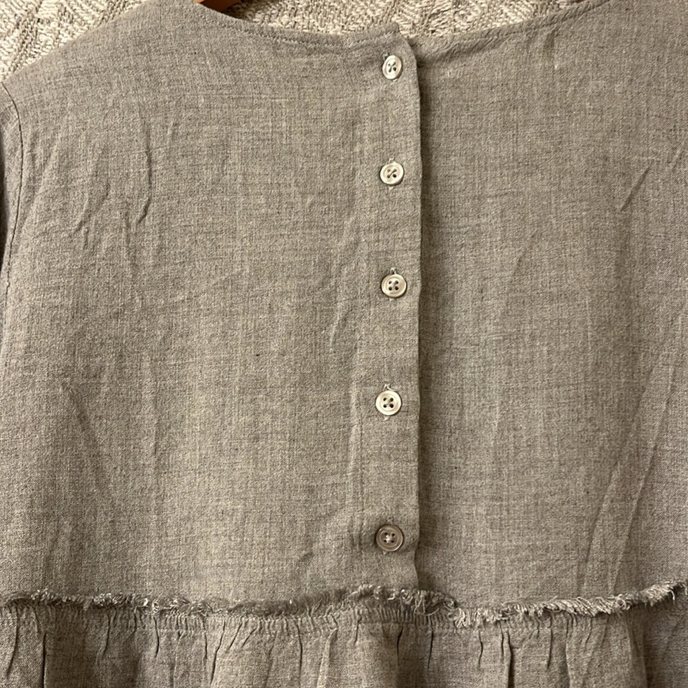 Cloth & Stone Babydoll Gray Top - Picture 4 of 8